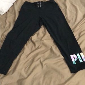 Victoria’s Secret Pink 3/4 leggings